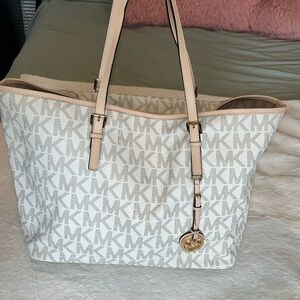 Michael Kors Large Tote Gently Used!